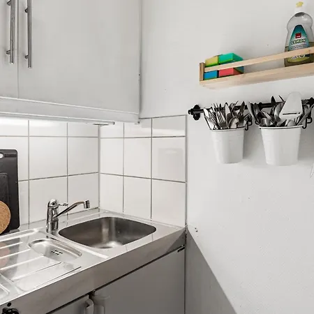 Small And Cheap - 6 Ppl - Super - Balcony Apartamento