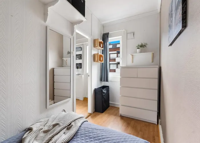 Small And Cheap - 6 Ppl - Super - Balcony *